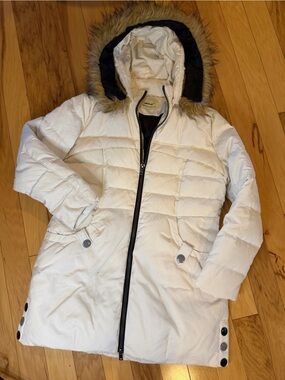 Orolay Women’s Down Puffer Coat Cream Faux Fur Hood Winter Jacket Warm Coat